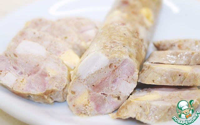 Рецепт Домашняя куриная колбаса со свининой и сыром