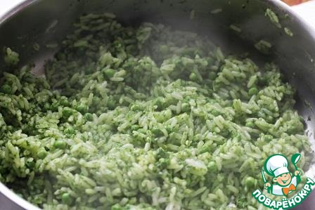 Рис зеленого цвета. Зеленый рис. Рис после варки зелёной. Рис только зеленый. Рецепт Бени Сайде зеленый рис.