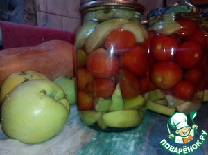 Рецепт Сладкие помидоры с яблоками на зиму
