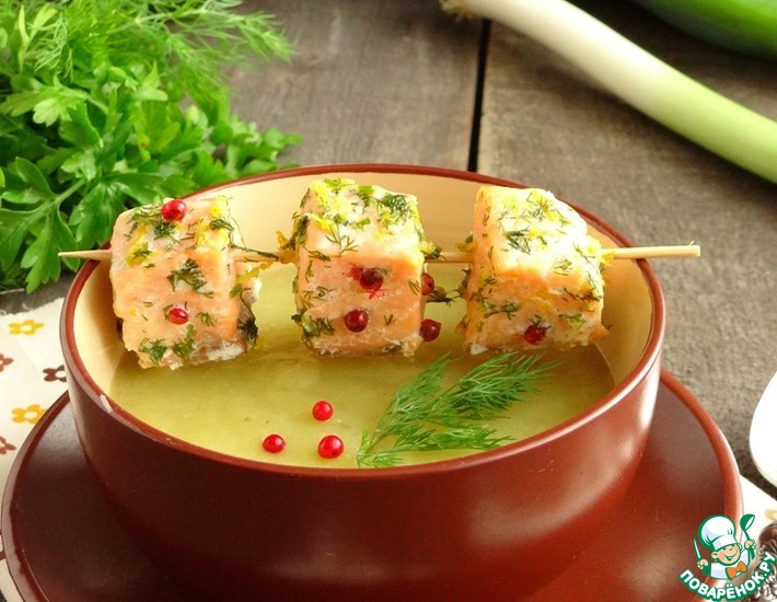 Рецепт: Картофельный суп-пюре с лососем