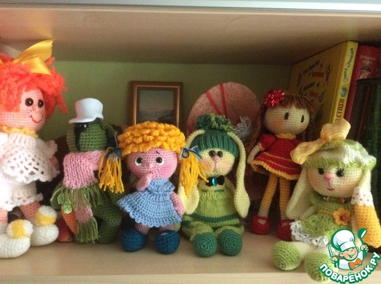 �������