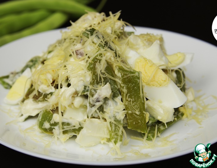 Рецепт: Салат с зеленой фасолью и яйцами