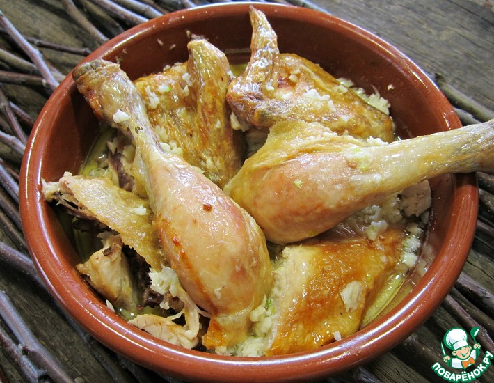 Рецепт: Цыпленок по-грузински Шкмерули