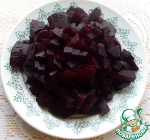 Как приготовить салат из свеклы с чесноком