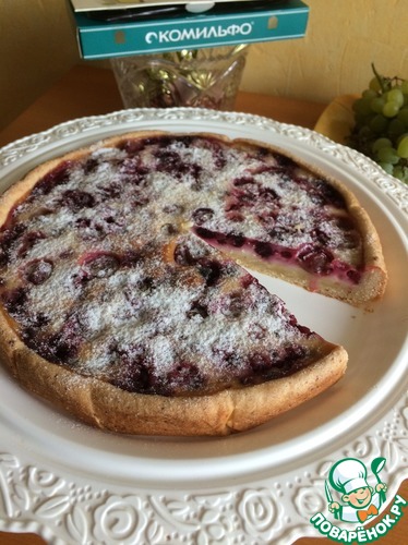 заливной пирог с ягодами