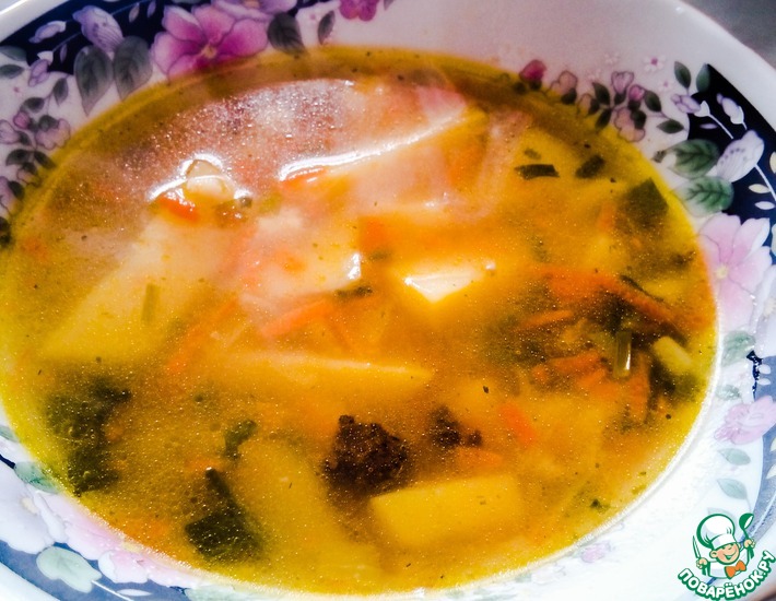Куриный суп с манными галушками.