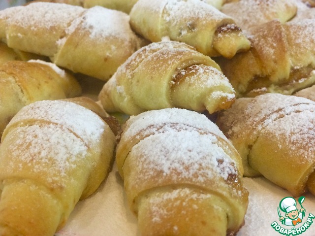 рогалики с повидлом. кондитер испек 40 печений из них 10 штук он посыпал корицей. кондитер испёк 40 рогаликов известно что 10 рогаликов он полил. рогалик булочка. кондитер испек 10 рогаликов.