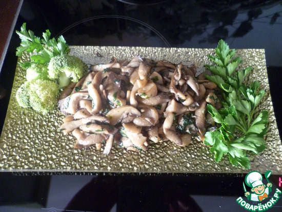 шампиньоны с чесноком в соусе Терияки