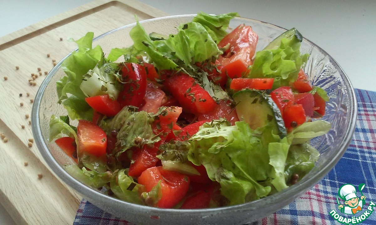 Овощные салаты с заправкой из масла. Летний салат с оригинальной заправкой. Заправки для овощных салатов без майонеза вкусные. Заправка для овощных салатов рецепты. Заправка к овощному салату