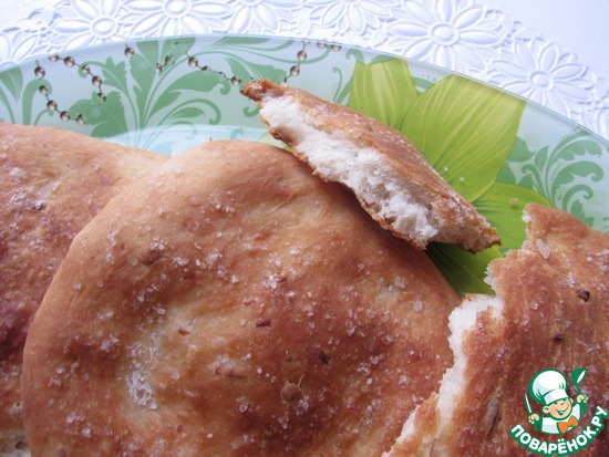 Фокачча с чесночным маслом по рецепту иррез https://www.povarenok.ru/recipes/show/43532/