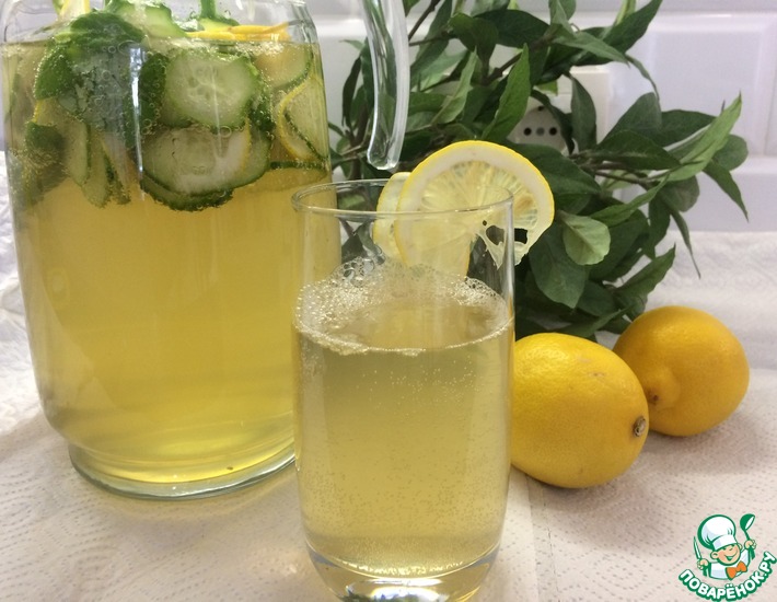 Рецепт: Освежающий лимонад из огурца и базилика
