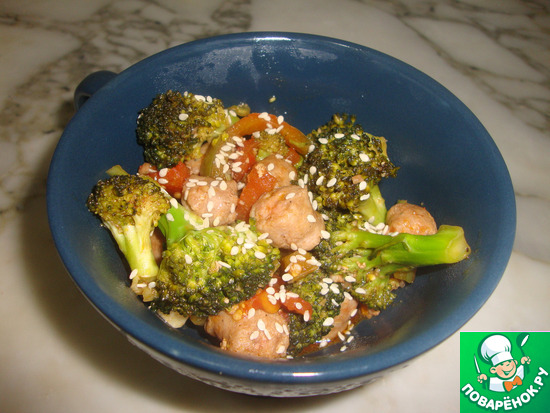 Жареные овощи по-итальянски с куриными колбасками