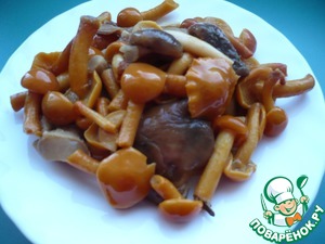 Салат "Деревенский", классический рецепт с грибами