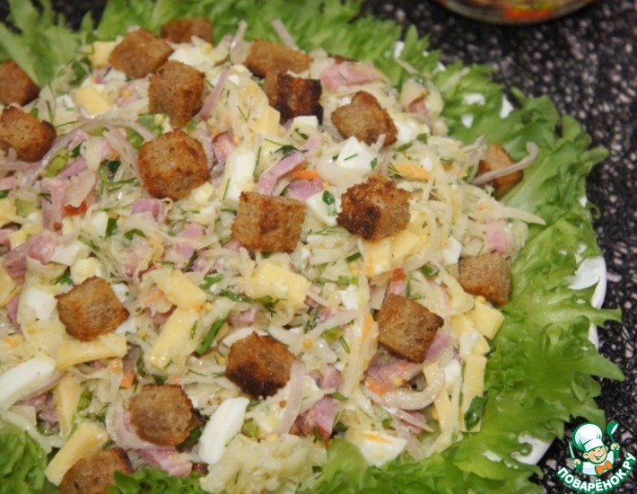 Рецепт: Салат из квашеной капусты