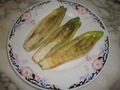 Эндивий (салатный цикорий) на гриле