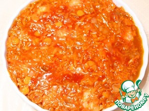 Простой рецепт куриных тефтелей с рисом под соево-сметанным соусом