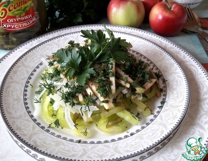 Рецепт: Оригинальный салат с яблоком