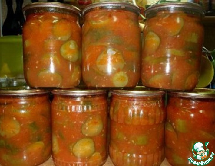 Рецепт: Салат из огурцов в томате на зиму
