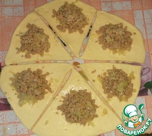 Пирожки с фаршем и капустой Бирокс Мука пшеничная
