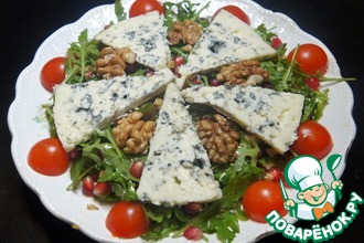 Рецепт: Салат с рукколой и голубым сыром