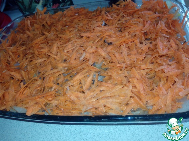 Минтай с кабачками. Минтай запеченный с кабачками и морковью.