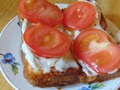 Гренки с помидорами