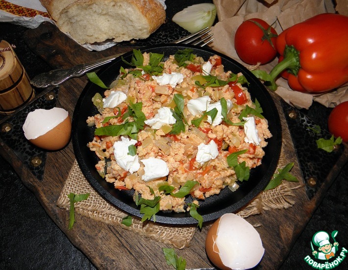 Рецепт: Турецкая яичница с овощами