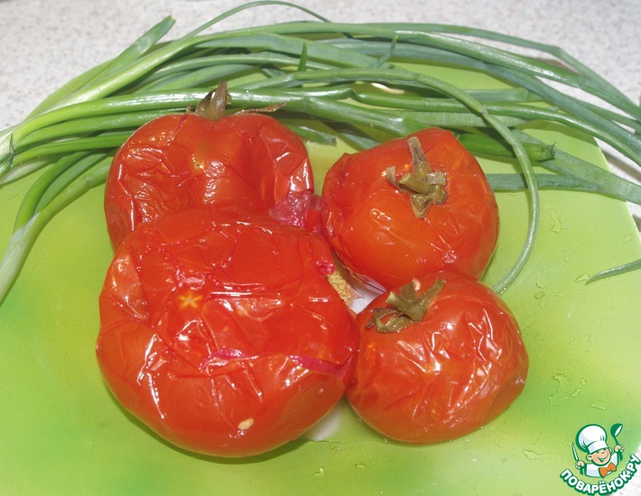 Рецепт: Квашеные помидоры в макитре на зиму