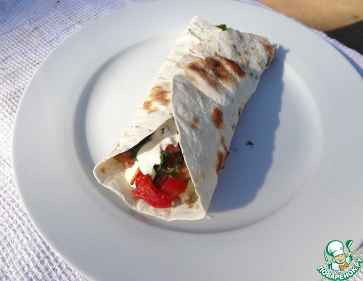 Рецепт: Фахитос из индейки с соусом гуакамоле