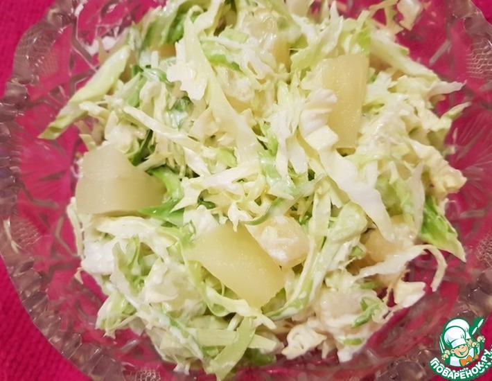 Рецепт: Салат из белокочанной капусты с ананасом