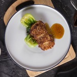 Маринованный макрурус, жареный с капустой пак-чой