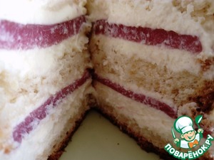 Купить Торт «Шереметьевские торты» Малина со сливками, 1,4 кг в интернет-магазине АШАН в Москве и России