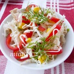 Салат из дайкона, индейки и кукурузы