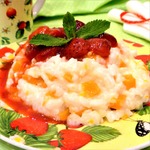 Каша с тыквой и клубничным соусом