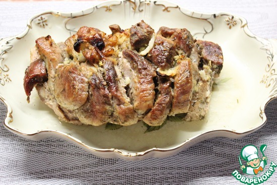 Запеченная свинина "Майская" с чесноком по рецепту Натальи Натуля70 https://www.povarenok.ru/recipes/show/25109/