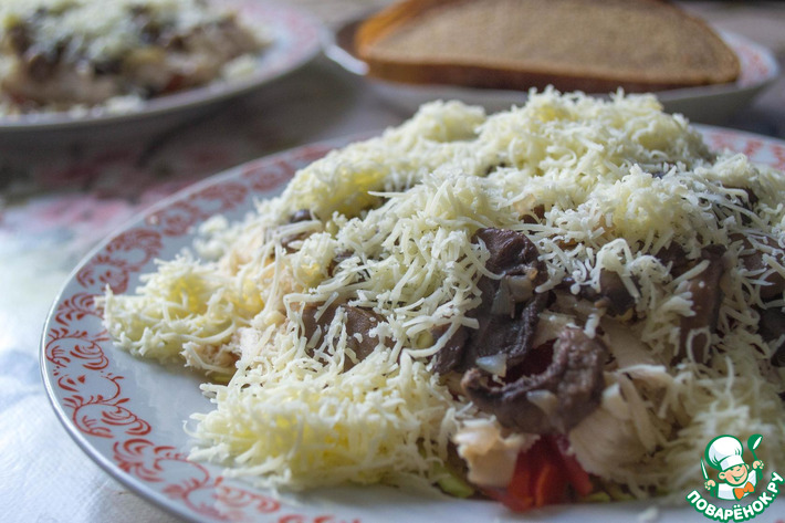 Салат с пекинской капустой и шампиньонами кулинарный рецепт