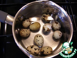 Маринованные перепелиные яйца - 7 пошаговых фото в рецепте