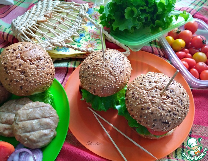 Рецепт: Гамбургер с котлетой-гриль из индейки