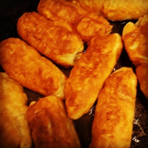 Тесто без дрожжей для сосисок в тесте по простому