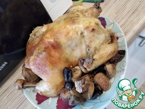 Курица с черносливом и сметаной
