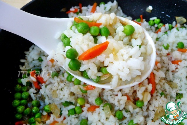 Рецепт риса с зеленым горошком, луком и тимьяном: простой и вкусный