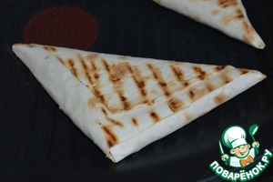Хрустящие треугольнички из лаваша с творогом – кулинарный рецепт