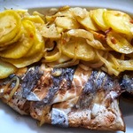 Рыба с острым картофелем из духовки