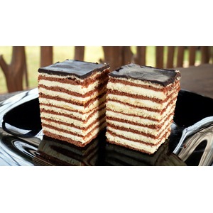 ���� "����� ����"