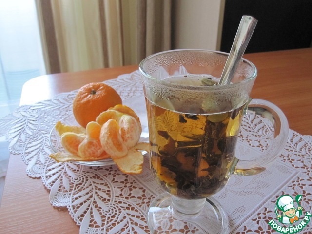 Чай оригинальный с кардамоном и мандаринами – кулинарный рецепт