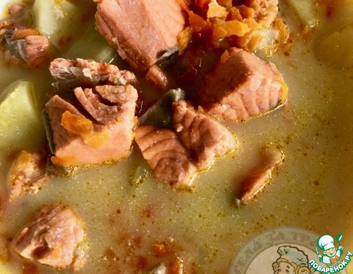 Рецепт: Суп из красной рыбы со сливками
