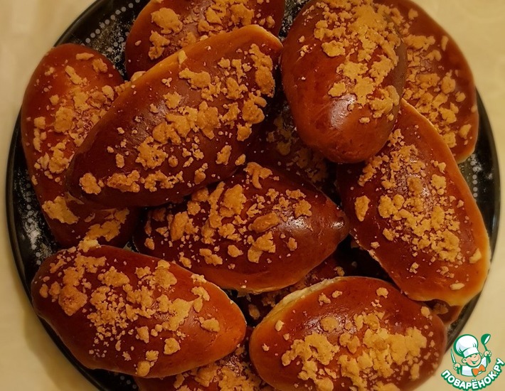Рецепт: Пирожки с вишнево-коричной начинкой