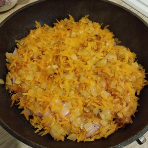 Индейка с грибами и картофелем в мультиварке