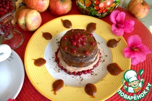 Шоколадно-карамельный десерт с брусникой