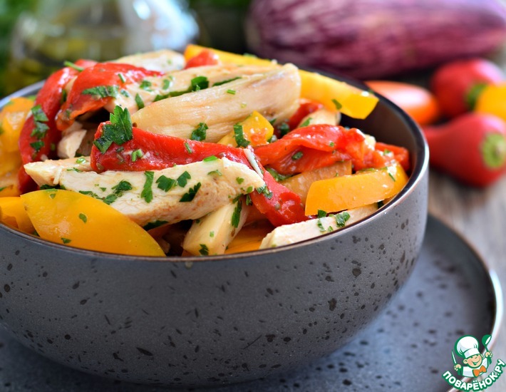 Рецепт: Запеченные овощи с куриным филе